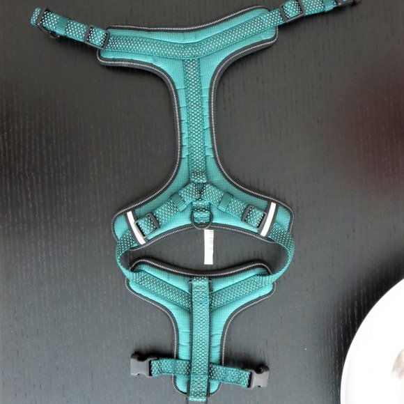 NWOT Medium Top Paw Dog Harness Limited Teal Color Ultra Reflective New